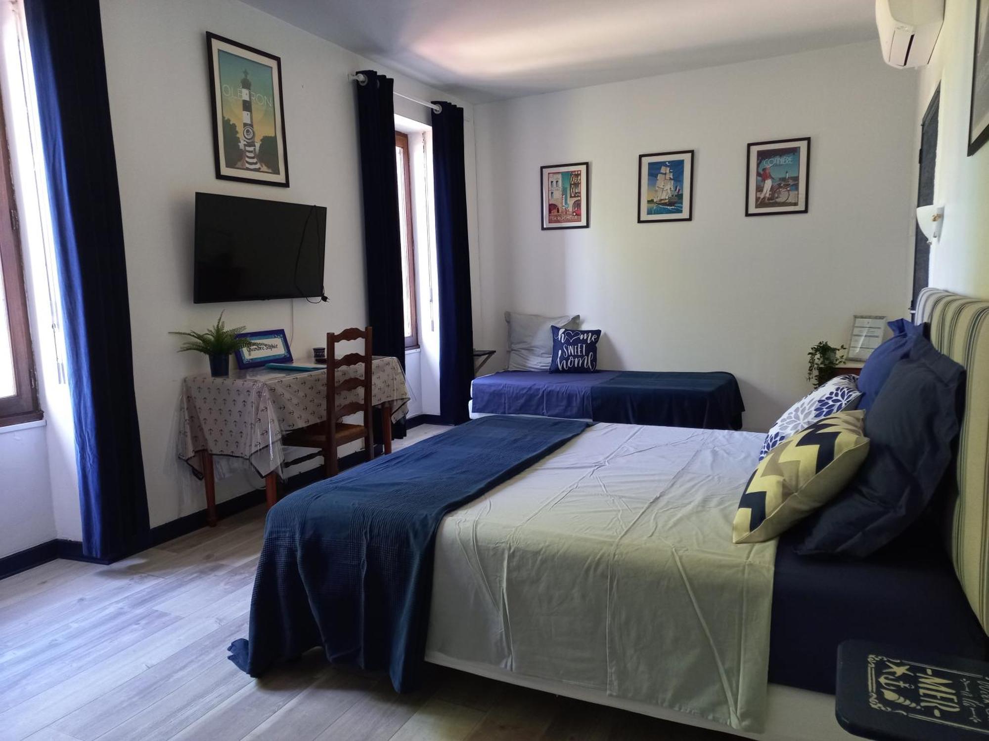 Domaine De Fontsauzine - Gites Et Chambre D'Hotes Genouille  Kültér fotó